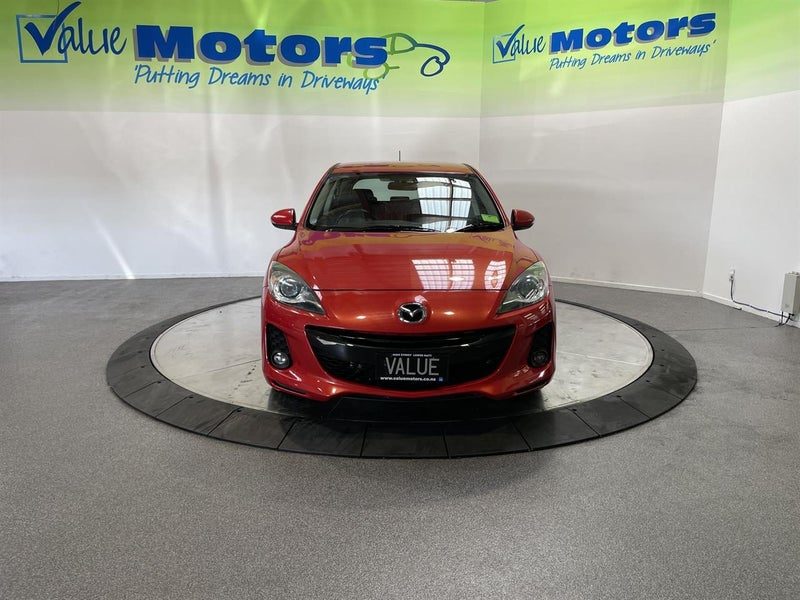 2012 Mazda Axela 2.0L CRISP EXAMPLE with LOW KMS!!, photo 2
