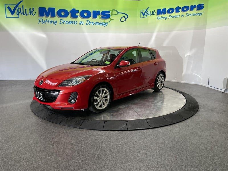 2012 Mazda Axela 2.0L CRISP EXAMPLE with LOW KMS!!, photo 3