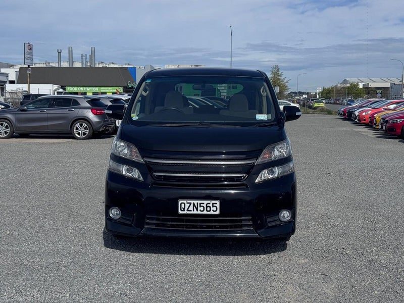 2012 Toyota Vellfire, photo 2