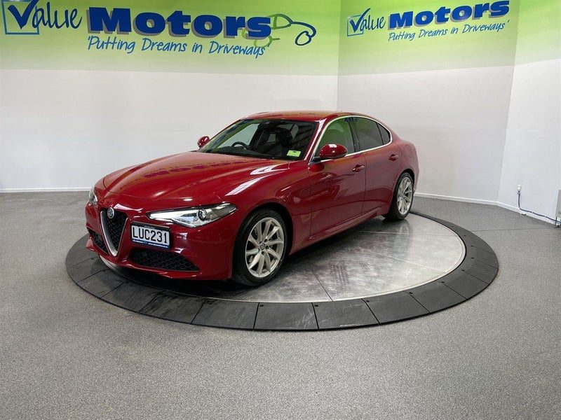 2017 Alfa Romeo Giulia SUPER, photo 3