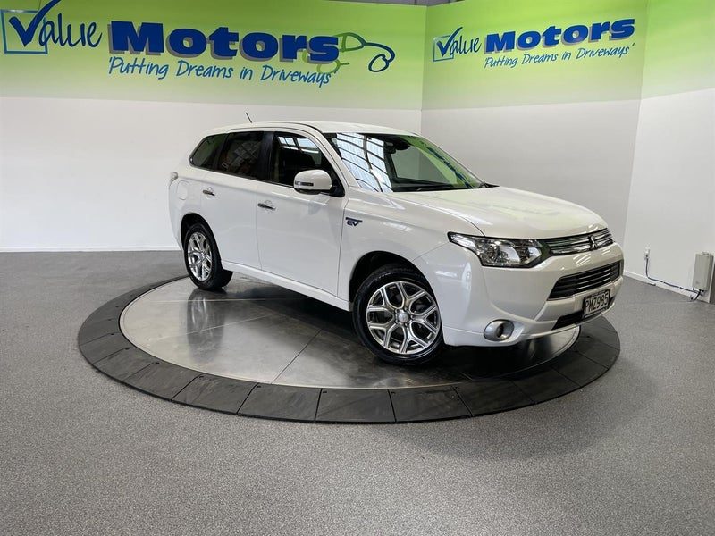 2013 Mitsubishi Outlander PHEV