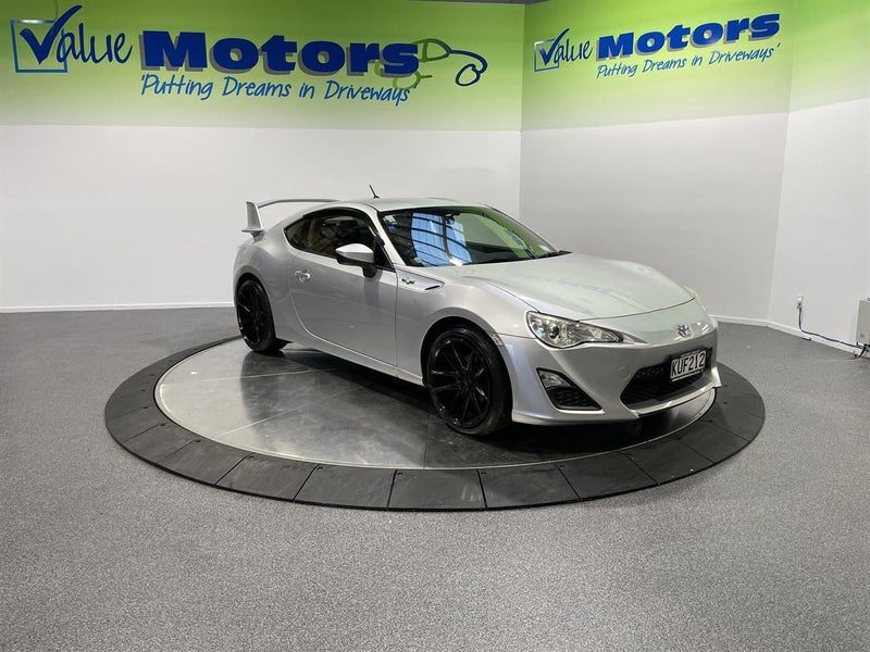 2013 Toyota 86, photo 2