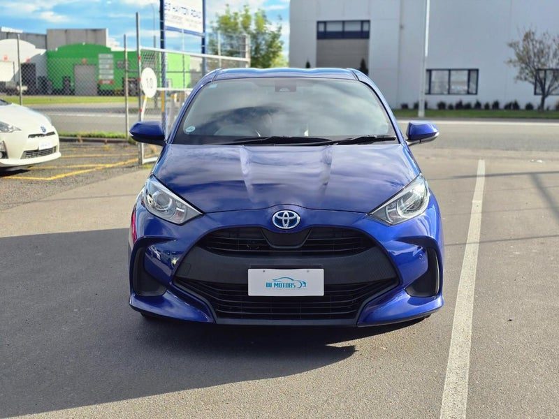 2021 Toyota Yaris HYBRID X, photo 2