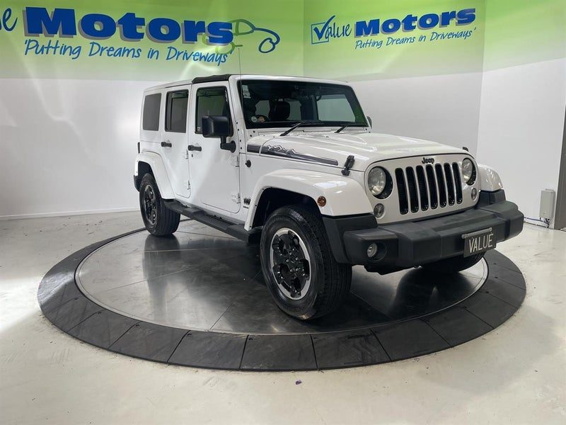 2014 Jeep Wrangler RARE POLAR EDITION UNLIMITED, photo 2