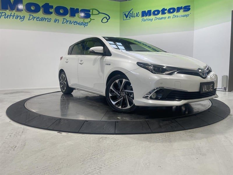 2016 Toyota Auris HYBRID, LEATHER, LOW KMS!!