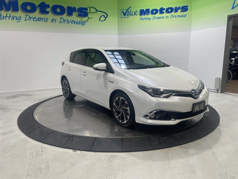 2016 Toyota Auris HYBRID, LEATHER, LOW KMS!!, photo 2