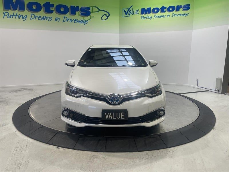 2016 Toyota Auris HYBRID, LEATHER, LOW KMS!!, photo 3