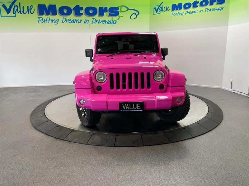 2013 Jeep Wrangler BARBIE SPECIAL EDITION!!, photo 2