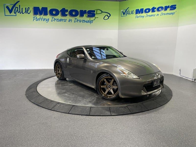 2009 Nissan Fairlady