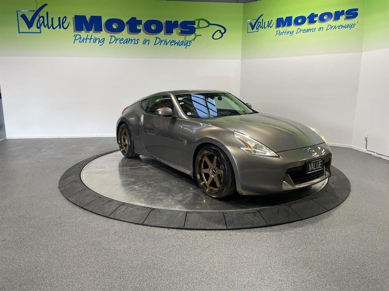 2009 Nissan Fairlady, photo 2