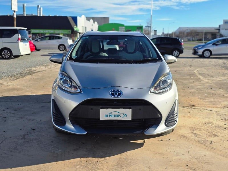 2019 Toyota Aqua, photo 2