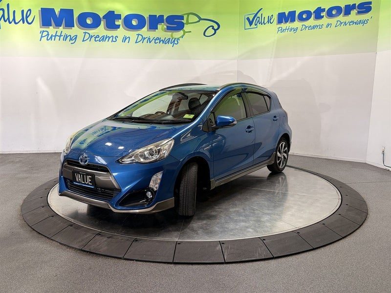 2015 Toyota Aqua HYBRID .. PUSH BUTTON START, photo 3