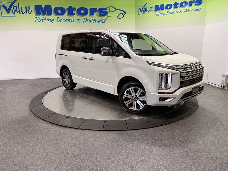 2019 Mitsubishi Delica