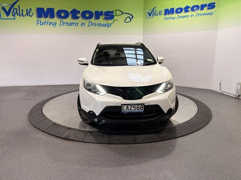 2017 Nissan Qashqai ST-L with FRESH BLACK PACK!!, photo 2