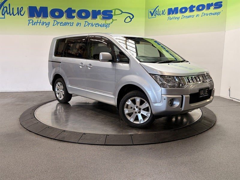 2013 Mitsubishi Delica