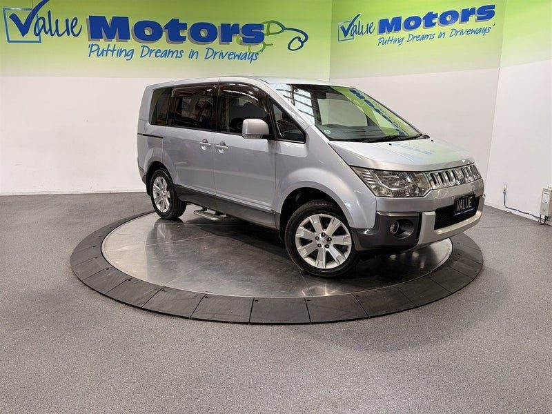 2013 Mitsubishi Delica 4WD ADVENTURE SPECIAL!!