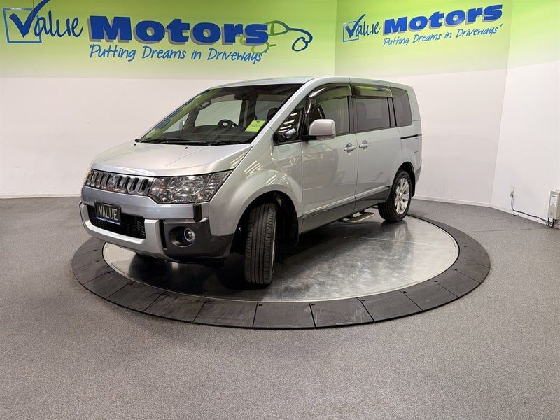 2013 Mitsubishi Delica 4WD ADVENTURE SPECIAL!!, photo 3
