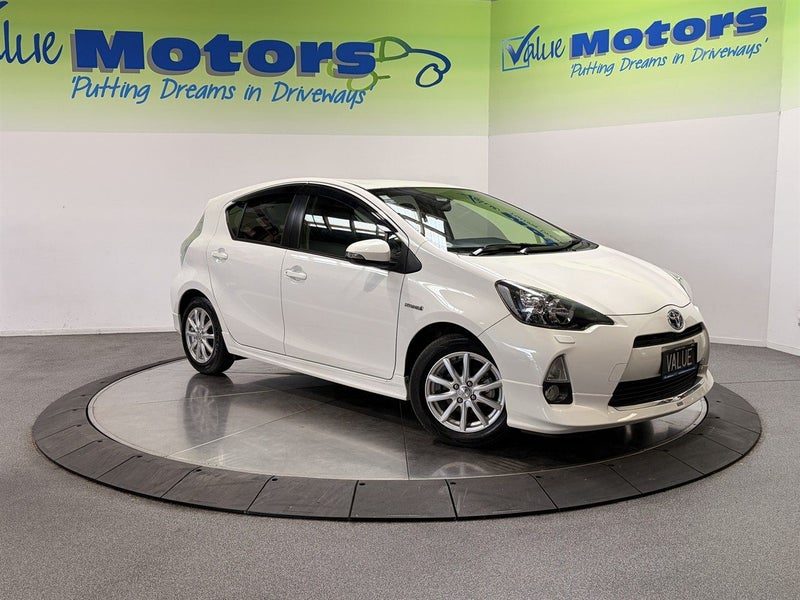 2013 Toyota Aqua HYBRID .. PUSH BUTTON START