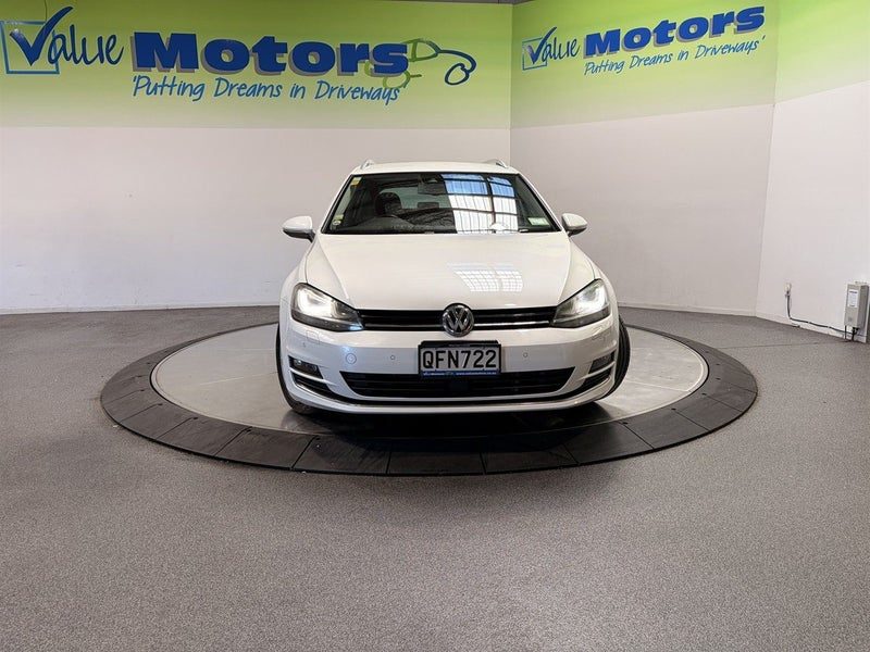 2014 Volkswagen Golf CRISP EXAMPLE WITH LOW KMS, photo 2