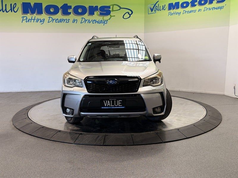 2013 Subaru Forester Premium, photo 2