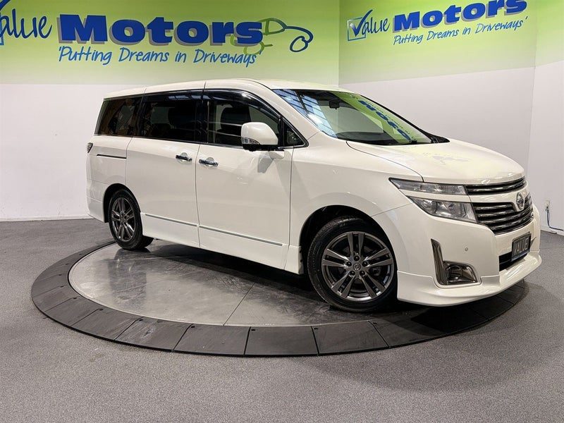 2013 Nissan Elgrand 250 HIGHWAY STAR URBAN CROME