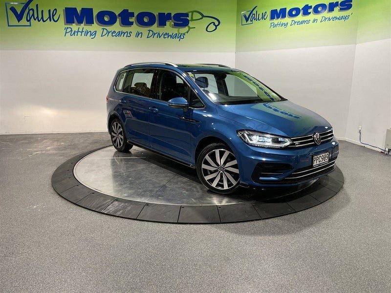 2022 Volkswagen Touran R Line