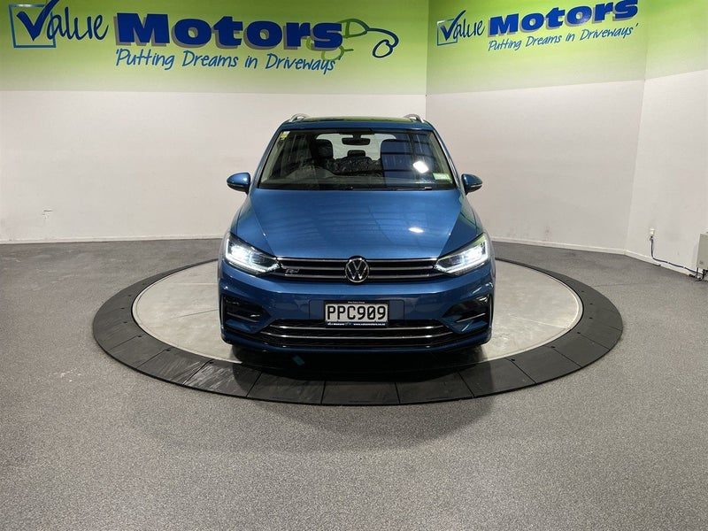 2022 Volkswagen Touran R Line, photo 2