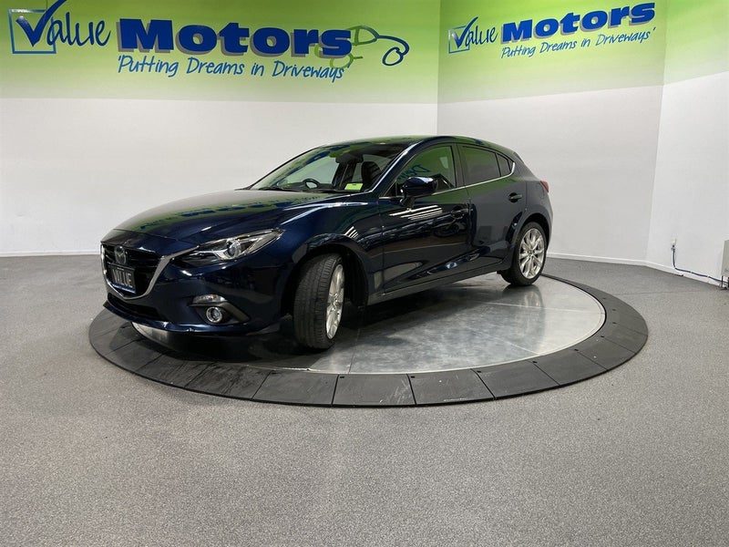 2014 Mazda Axela 2.0L .. STUNNING DEEP BLUE COLOUR, photo 3
