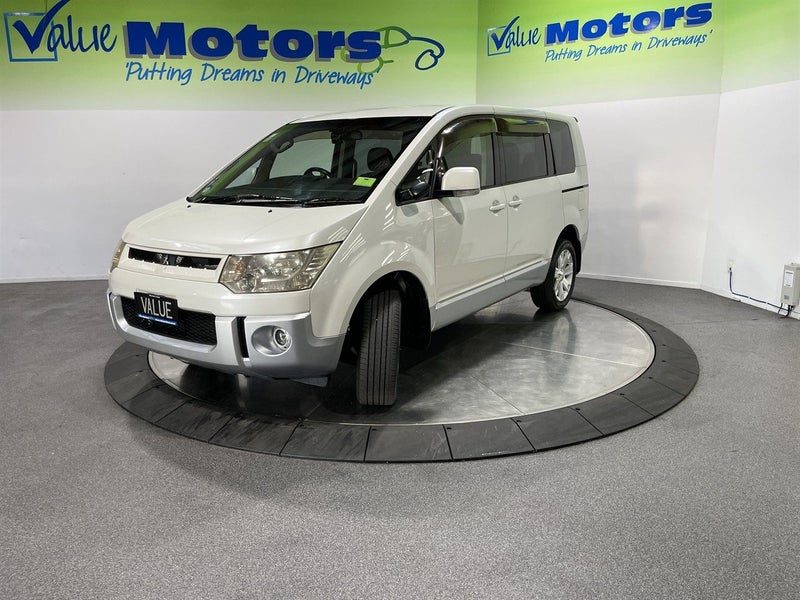 2012 Mitsubishi Delica 4WD ADVENTURE SPECIAL!!, photo 3