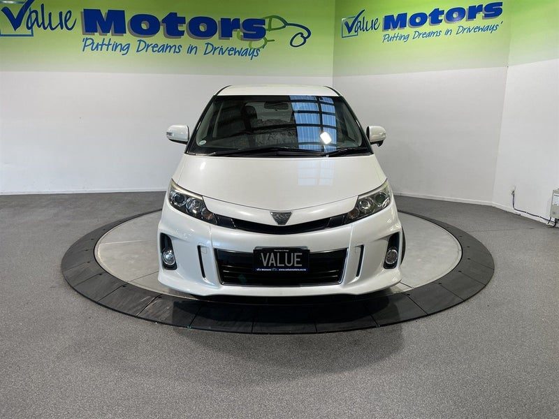 2015 Toyota Estima 7 Seater, photo 2