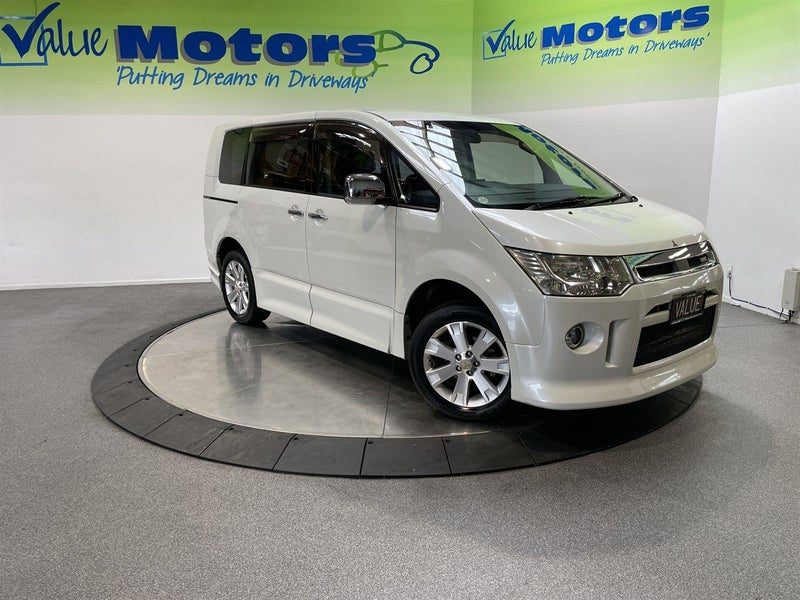2015 Mitsubishi Delica 4WD ADVENTURE SPECIAL!!