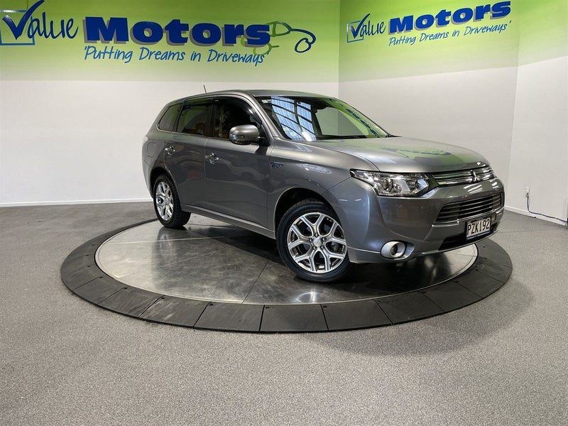2014 Mitsubishi Outlander PHEV