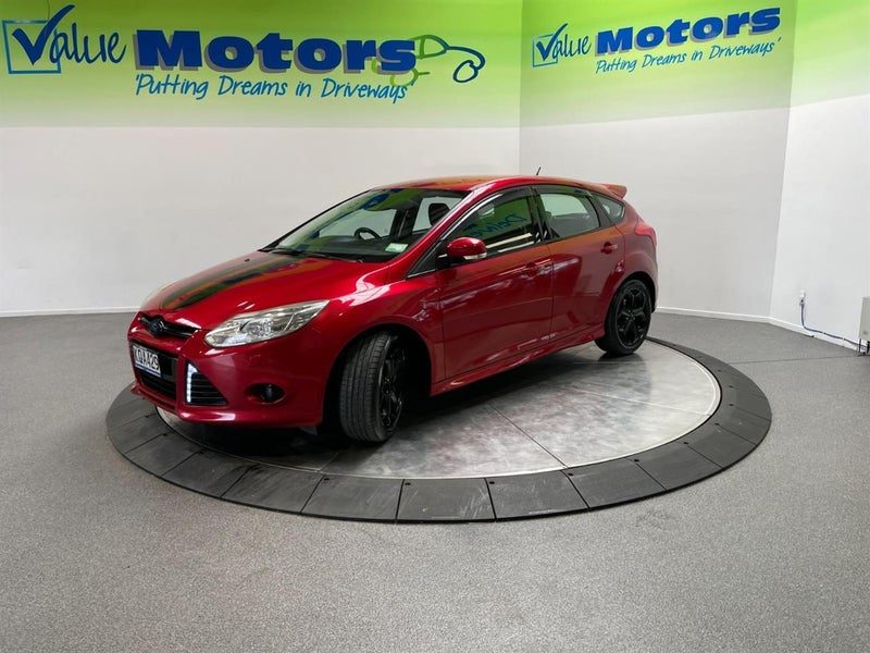2013 Ford Focus BLACK PACK, HOT HATCH!!, photo 3