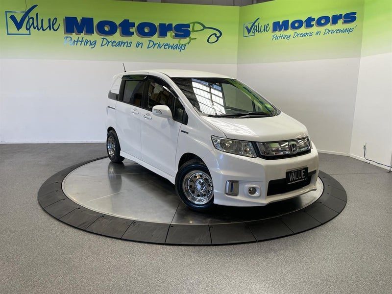 2014 Honda Spike HYBRID, STYLED UP ON MODGIES!!
