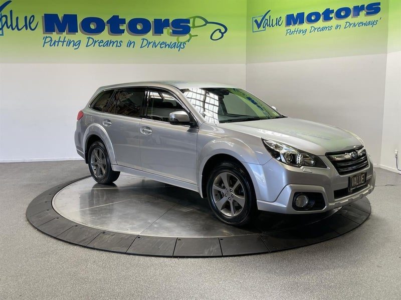 2013 Subaru Outback, photo 2