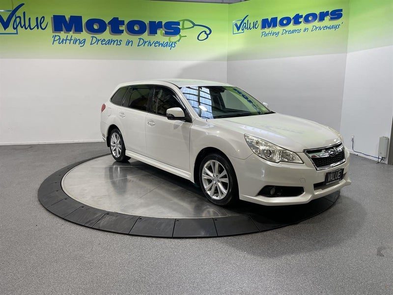 2013 Subaru Legacy AWD TOURING WAGON, photo 2