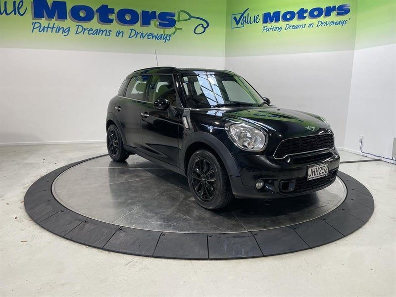 2013 MINI Countryman S, photo 2