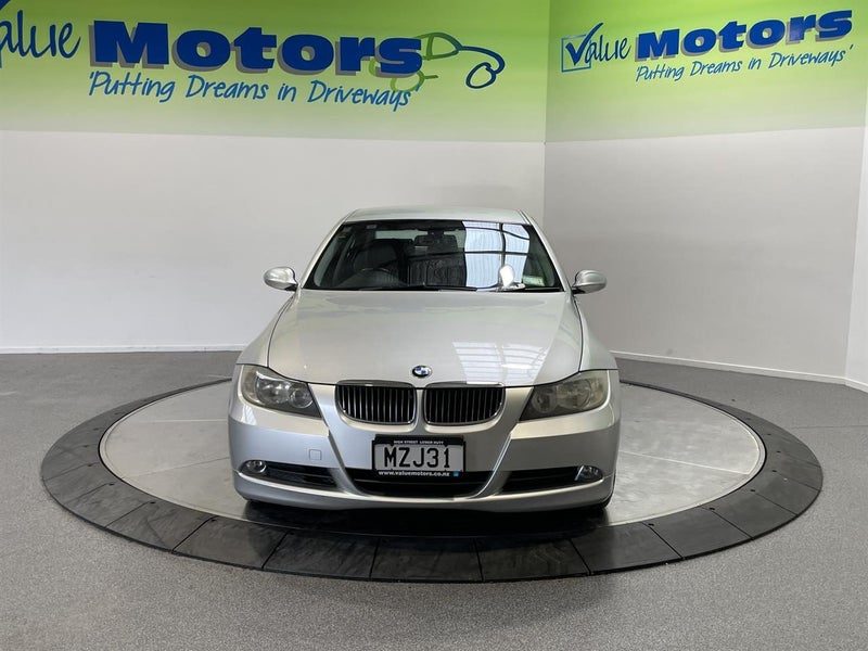 2006 BMW 320i HIGHLINE with LEATHER, photo 3