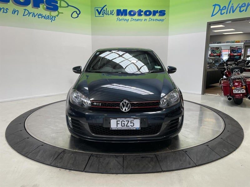 2010 Volkswagen Golf GTI, photo 2