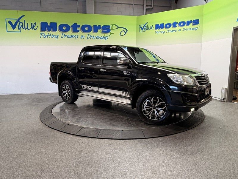 2015 Toyota Hilux SR5