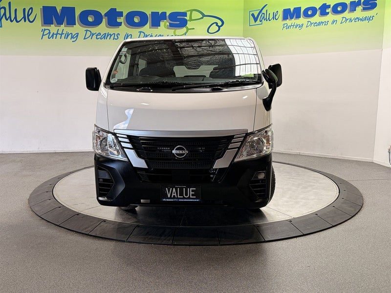 2022 Nissan NV350, photo 2