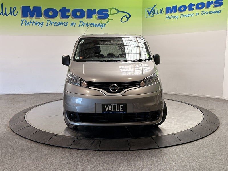 2020 Nissan NV200 POPULAR SMALL VAN, photo 2