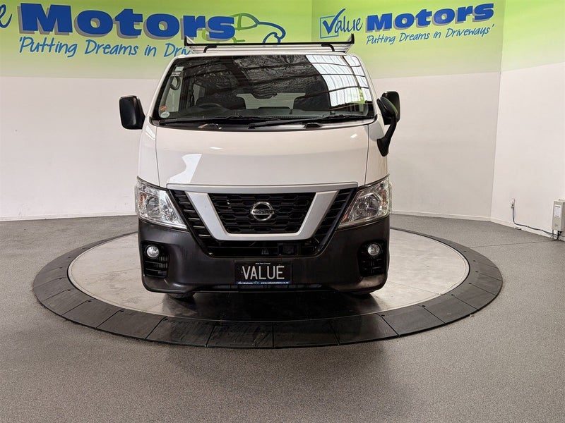 2021 Nissan NV350, photo 2