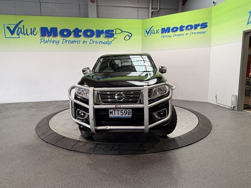 2020 Nissan Navara RX 2.3D/4WD/6MT/CC/2, photo 2