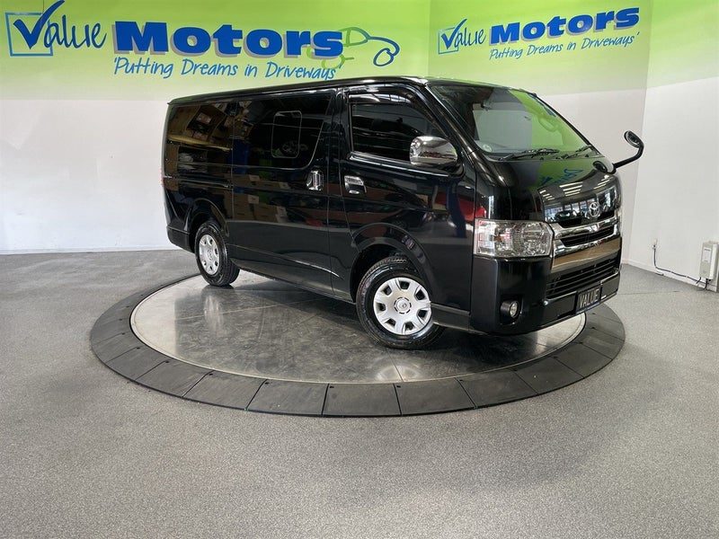 2018 Toyota Hiace GL with WAAAAY BETTER SEATS!!