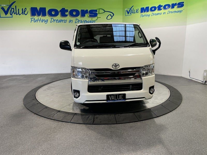 2018 Toyota Hiace 5 DOOR DIESEL .. VERY TIDY, photo 2