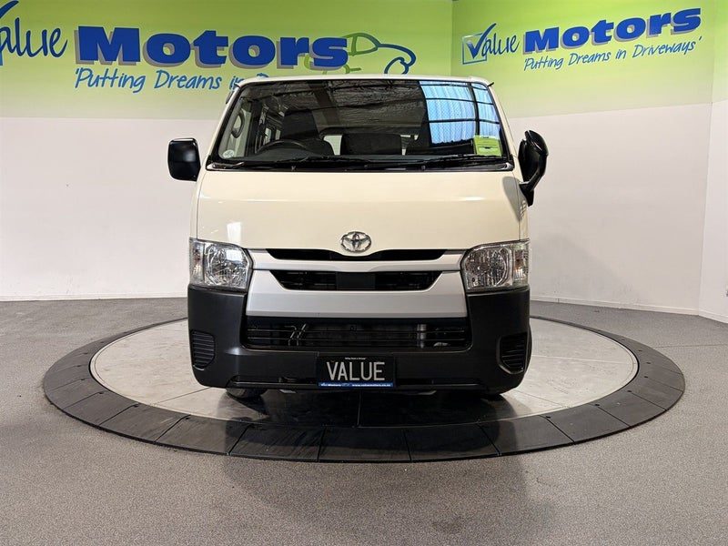 2020 Toyota Hiace 5 DOOR DIESEL with 6 SEATS, photo 2
