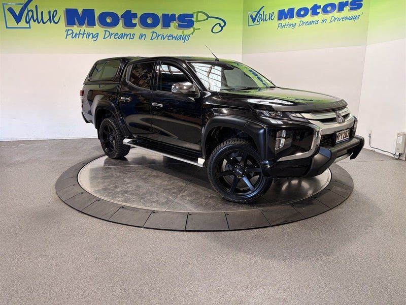 2020 Mitsubishi Triton VRX NEW SHAPE with CANOPY!!