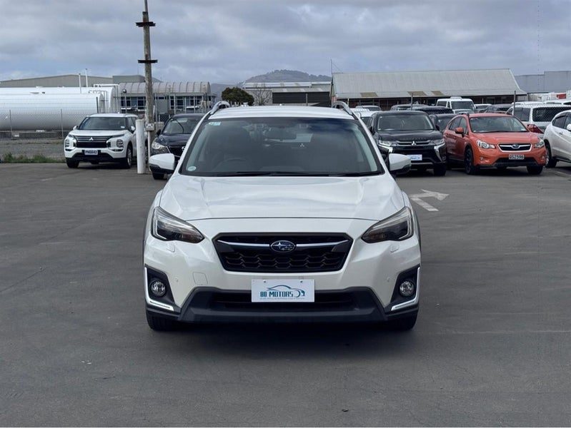 2017 Subaru XV 2.0L EYESIGHT AWD With ACC, photo 2