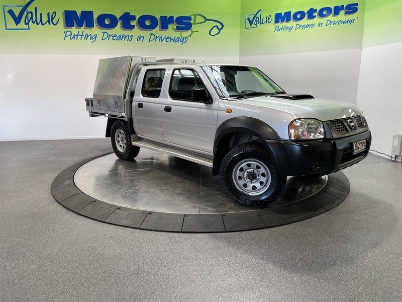 2015 Nissan Navara DX 4WD with SERVICE BODY
